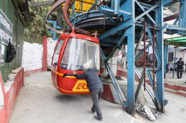 Darjeeling, Hindistan, 5 Şubat 2017: Darjeeling teleferik teleferik Darjeeling şehir içinde olan