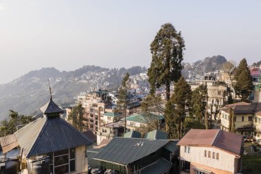 Darjeeling, Hindistan, 6 Mart 2017: Batı bengal Darjeeling görünümü şehirde