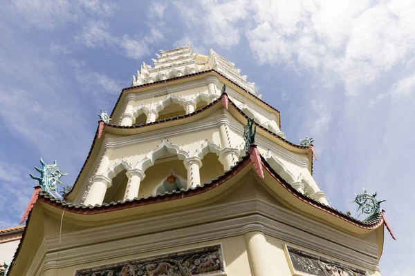 Buddhistický chrám Kek Lok Si s Pagoda v Penangu, Malajsie — Stock fotografie