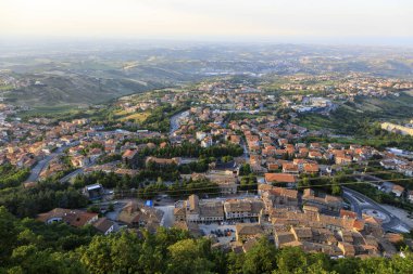 San Marino 'nun aşağı bölgesinin manzarası