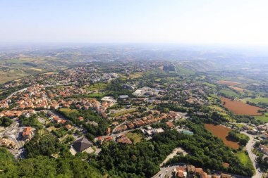 San Marino 'nun aşağı bölgesinin manzarası