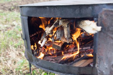 Soba yangın alanında