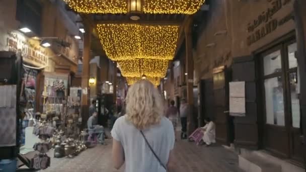 Arabic market in the UAE. Oriental spice market. — Stock Video