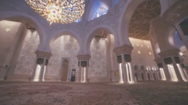UAE, 2017: Şeyhler Emirlikleri zenginliği