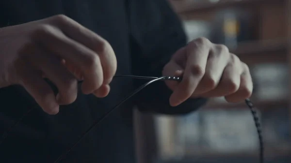 Retro elektrikçi - teller, lambalar ve anahtarları için moda stil