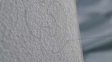 Köpük plastik üçboyutlu figürler oluşturma işlemi.