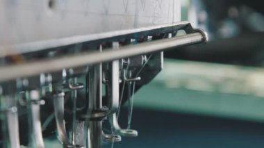 ekipman dikiş, tezgah. Ekipman hazır giyim Fabrikası'nda.