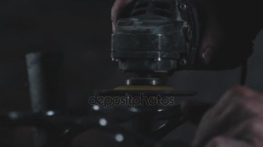 Ajur Dekoratif metal öğe oluşturma.