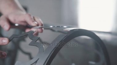 Metalden yapılmış Dekoratif metal işleme ve Ajur ürünleri.