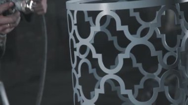 Silindir şeklinde Dekoratif metal unsuru püskürtücü tarafından boyalı