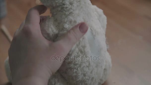 Creating soft handmade toys. Broken toy vintage bear — Stock Video