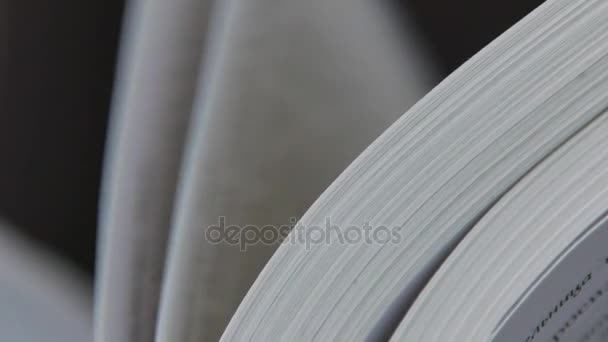 Pages de livres. Le livre, la lecture. Extra gros plan des pages 