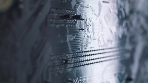 Plan rapproché du tableau informatique. Micropuce de dispositif numérique de haute technologie .