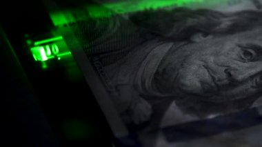 Amerika'nın Başkan bir banknot olarak portresi. Slowmotion.