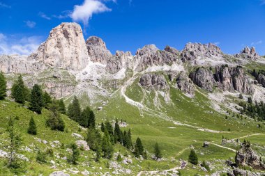 İtalyan Dolomites içinde Roda di Vael (Rosengarten grubu) görünümünü