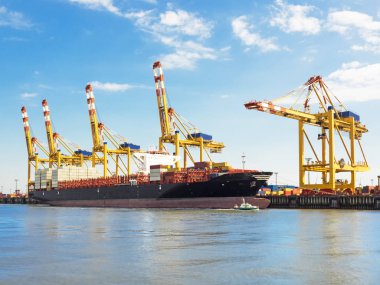 Bağlantı noktası Bremerhaven konteyner gemisi ile konteyner terminali