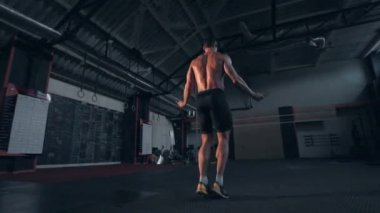 İp atlama egzersiz.