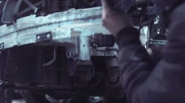 Kaynakçı araba ile çalışma