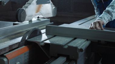 Adam kesme ayrıntılı olarak atölye