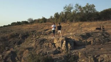 İnsanlar ile rc kıyısında