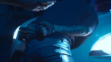 Polis memuru tutuklayan şüpheli