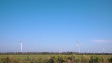 Açık gökyüzü Rüzgar türbinleri