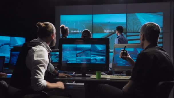 Futuristické speciální síly sady office sledovací tým — Stock video