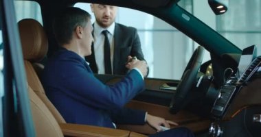 İstemci araba için kartı ile ödeme