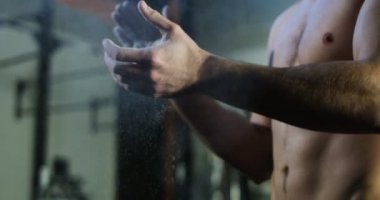 Tebeşir tozu önce egzersiz uygulama sporcu