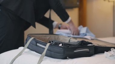 Kırpma işadamı yolculuğa Başlarken