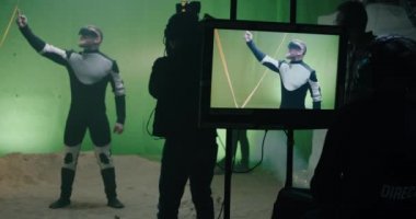 Actor forgetting lines during shooting of scene