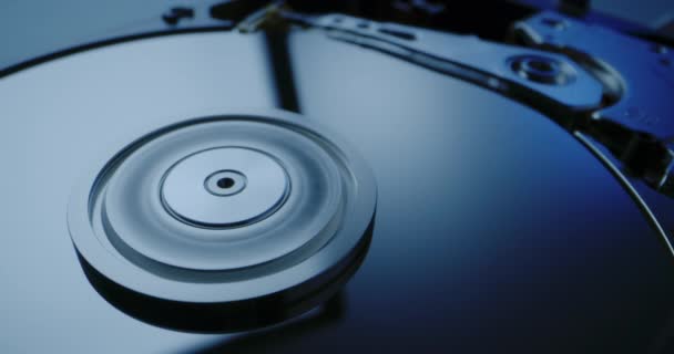 Interior of a hard disk drive — Stock Video