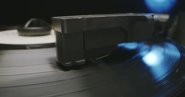 Tonearm de un tocadiscos — Vídeo de stock