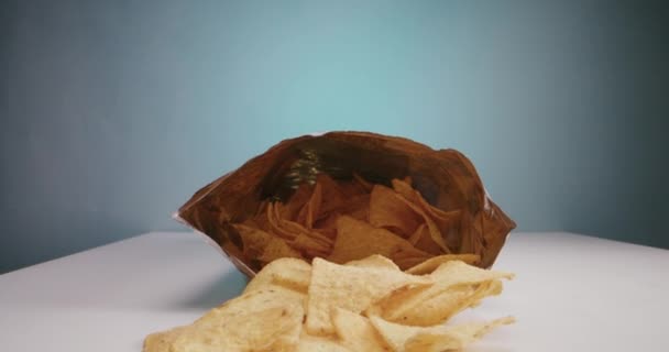 Snack spilled out of pack — Stock Video