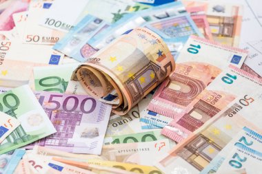 Arka plan olarak birçok farklı euro banknot .