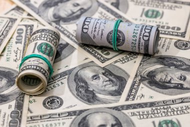 100 dolar faturaları tasarımı için arka plan olarak