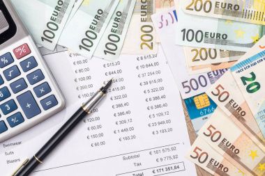 bütçe, satış, aylık rapor, hesap makinesi ve euro, kalem