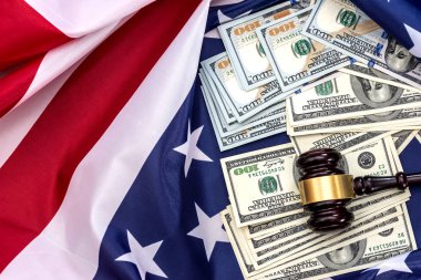 Adalet Amerikan bayrağı ve para birimi.
