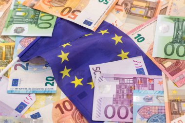 Avrupa bayrak arka plan faturalarında Euro.