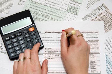 Kadın bizi 1040 doldurma vergi formu