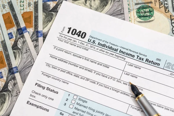 1040 Tax Form Money — Stock Photo, Image