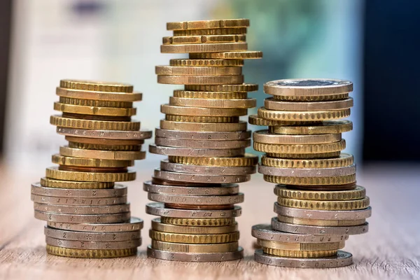 Euro para masada bir yığın çıktı. yakın çekim