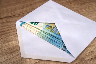 Euro banknot masada zarf