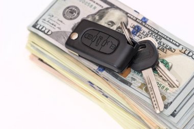 Araba bizimle Doları Beyaz arka plan üzerinde anahtar