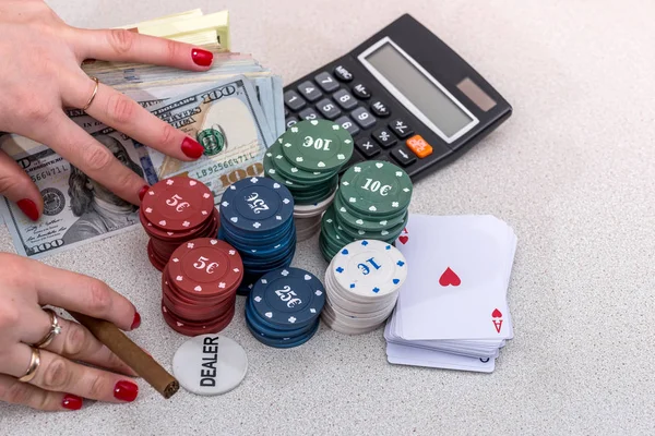 Poker Seti Cips Kartları Para Sigara — Stok fotoğraf
