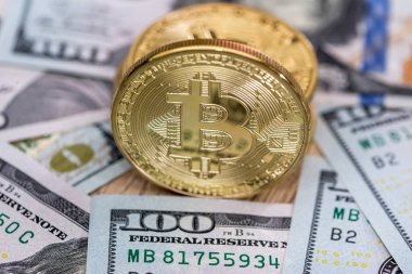 Bitcoins dolar yerleştirilir. Yakın çekim