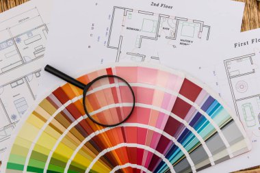 Renk örnekleri ve büyüteçle ev projesi