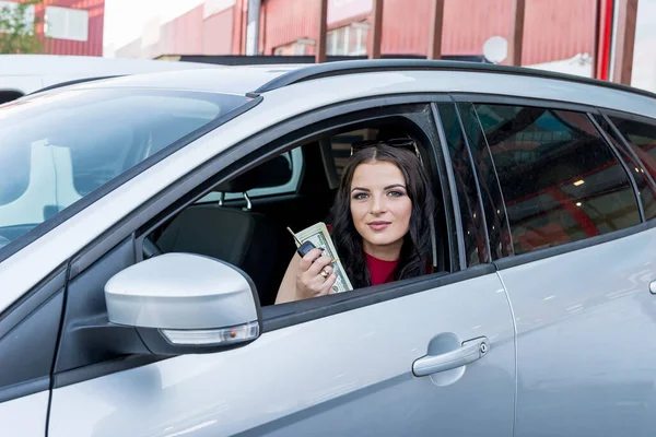 Woman Showing Dollar Banknotes Car Window — 스톡 사진