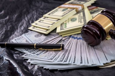 tahta çekiç Doları ile