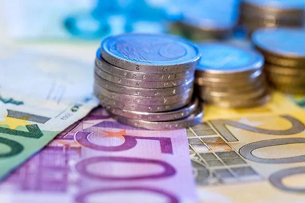 Financovat Koncept Euromince Eurobankovky — Stock fotografie
